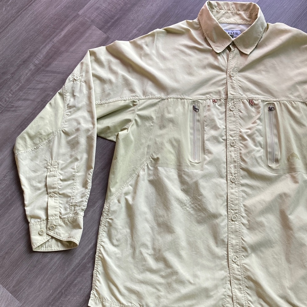Simms Green Button Up Vented Fishing Shirt Roll Tab Sleeves UPF Lighweight sz XL